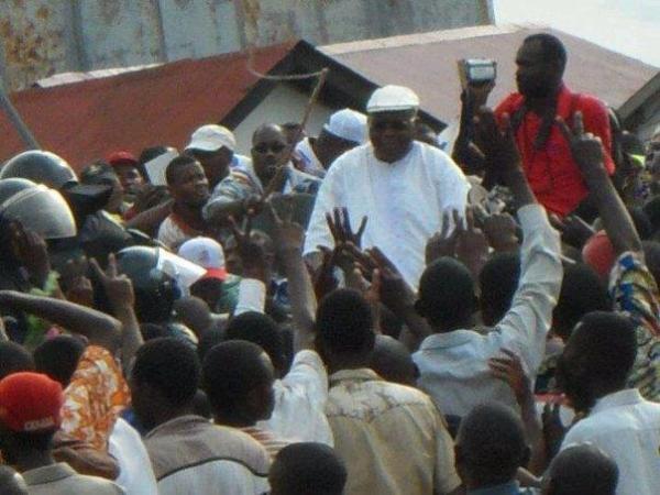 Etienne Tshisekedi sera president de la republique - Page 10 Tshisekedi-a-mabuji-mayi