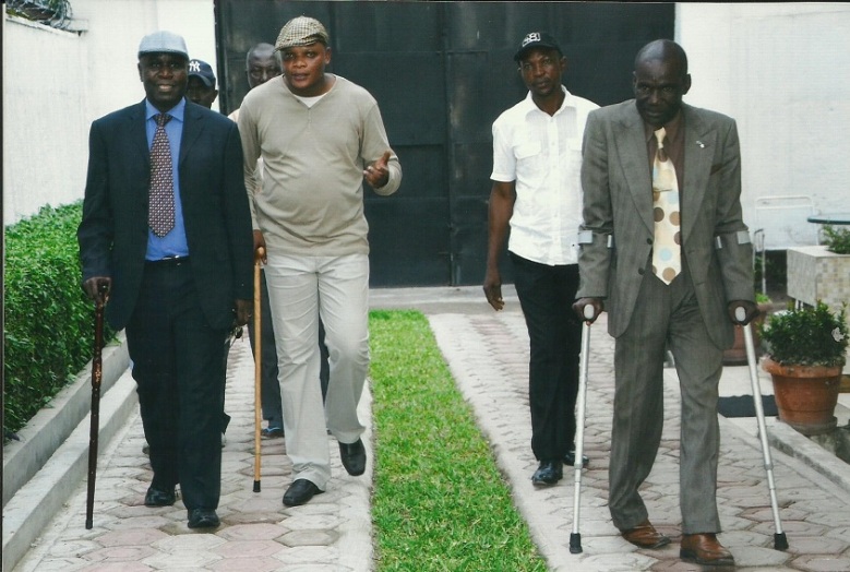 Joyeux Anniversaire M le Président Etienne Tshisekedi Wa Mulumba !!! Annivesaire-tshisekedi6-001