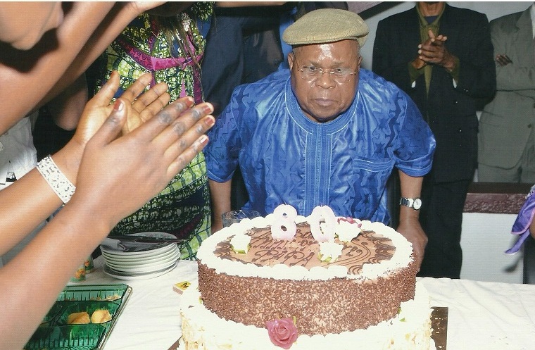 Joyeux Anniversaire M le Président Etienne Tshisekedi Wa Mulumba !!! - Page 3 Celebration-anniversaire-tshisekedi11
