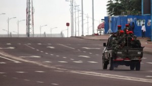 Kinshasa : des coups de feu entendus aux environs de la télévision publique - Page 8 Kin30122013-704x400